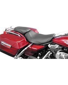 Harley-Davidson FLHX Street Glide 2006-2007 Tripper Solo Seat by Mustang